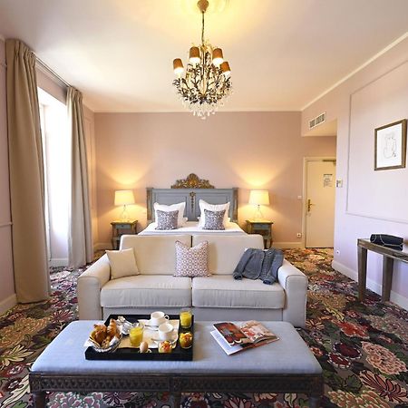 Grand Hotel Henri - Teritoria L'Isle-sur-la-Sorgue Bagian luar foto