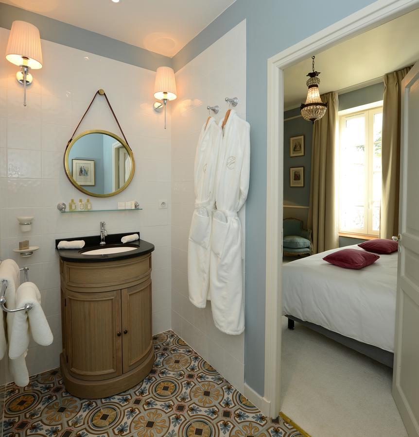 Grand Hotel Henri - Teritoria L'Isle-sur-la-Sorgue Bagian luar foto
