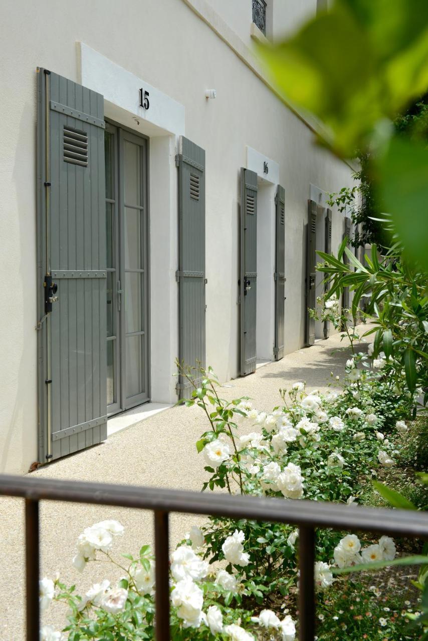 Grand Hotel Henri - Teritoria L'Isle-sur-la-Sorgue Bagian luar foto
