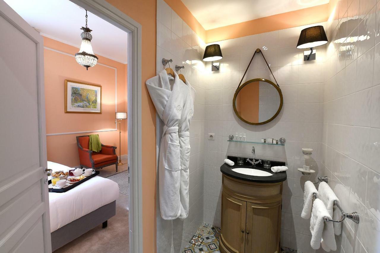 Grand Hotel Henri - Teritoria L'Isle-sur-la-Sorgue Bagian luar foto